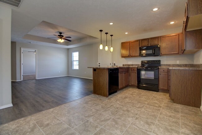Photo - 3 Bedroom in Republic Schools!