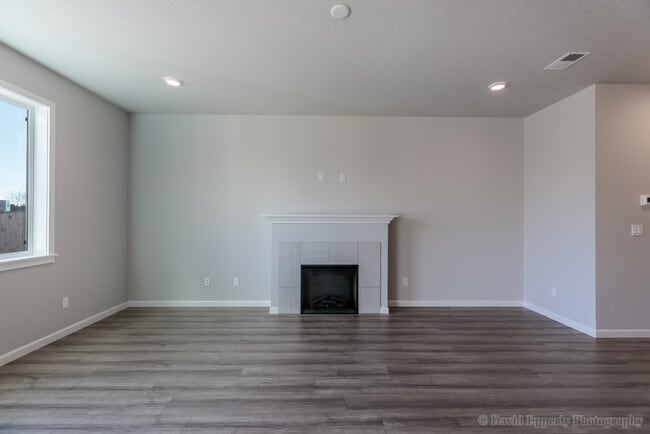 Photo - 194 Kindre St
