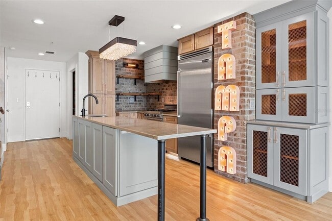 Photo - 1208 E Kennedy Blvd Unit 520