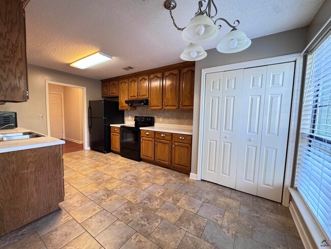 Photo - 125 Lenox Dr