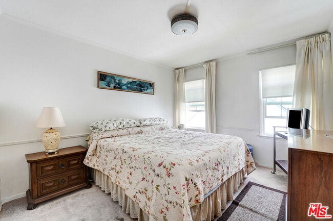 Photo - 1428 S Genesee Ave