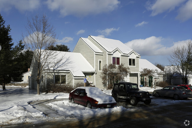 Photo - Pike's Farm Apartments