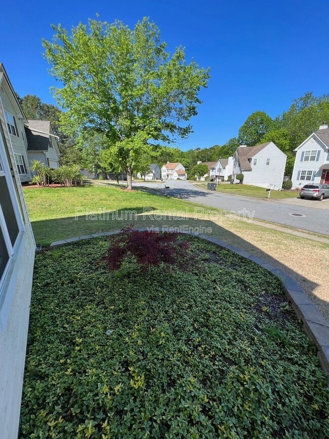 Photo - 1097 Yellow River Dr