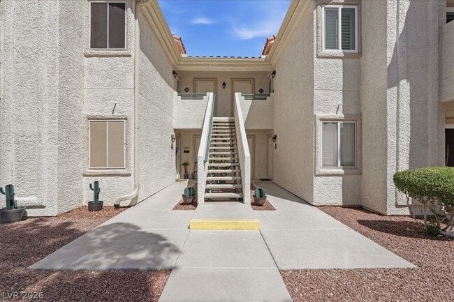 Photo - 556 Yacht Harbor Dr Unit 202