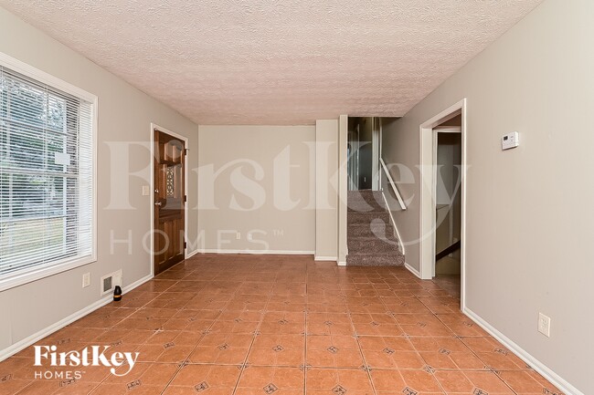 Photo - 3327 Creekwood Dr