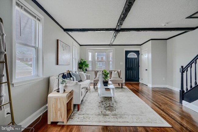 Photo - 1944 Quentin Rd