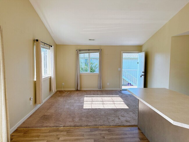 Photo - 3035/3037 Pacific St Unit 3035