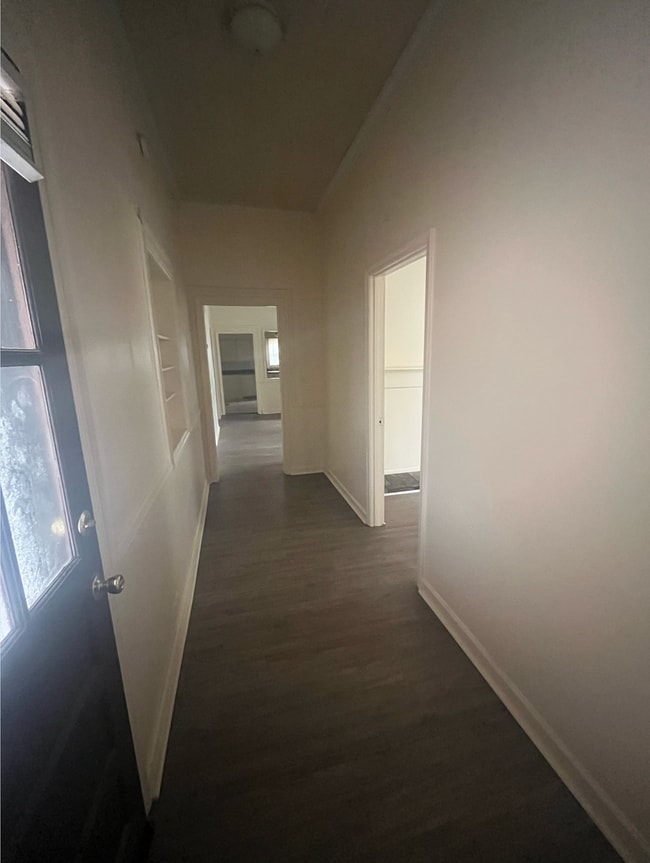 Photo - Pre Leasing Now