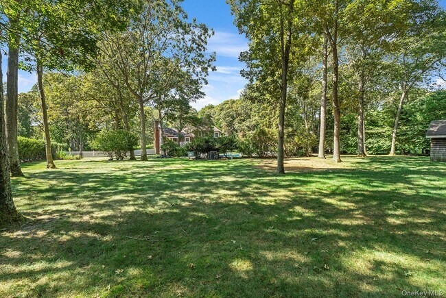 Photo - 44 Midhampton Ave