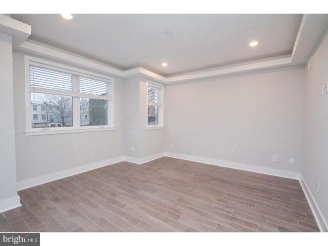 Photo - 2564 Frankford Ave