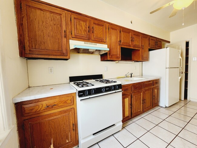 Photo - 12 E 36th St Unidad 1