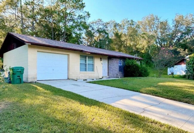 Building Photo - 321 E Primrose Ln Rental
