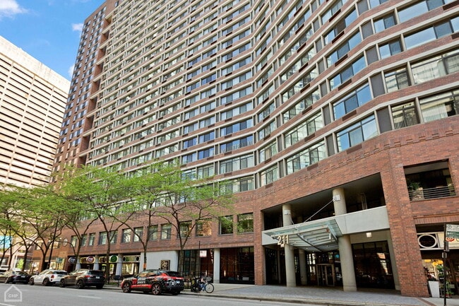 Building Photo - 211 E Ohio St Unit 2610