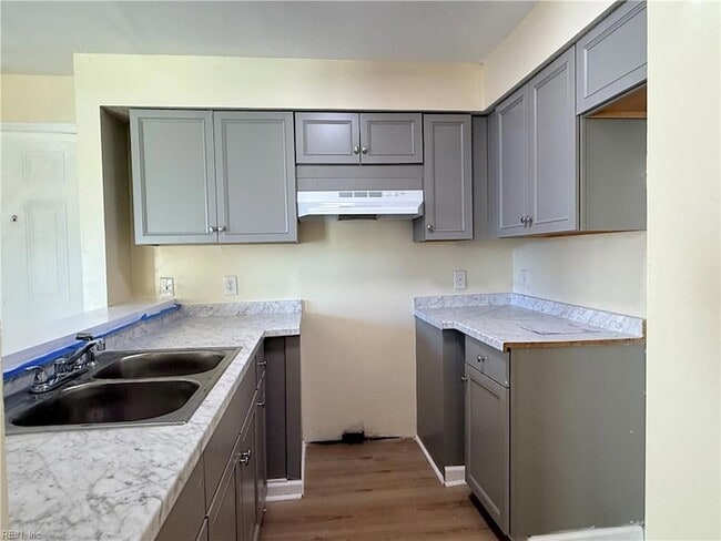 Photo - 97 28th St Unit E