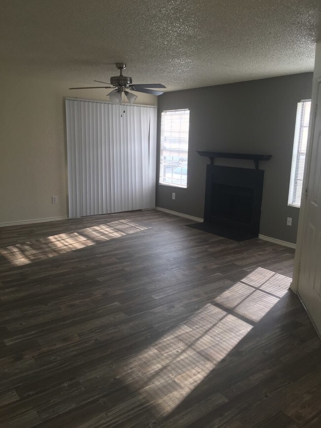 The Colony Apartments For Rent in Waco, TX