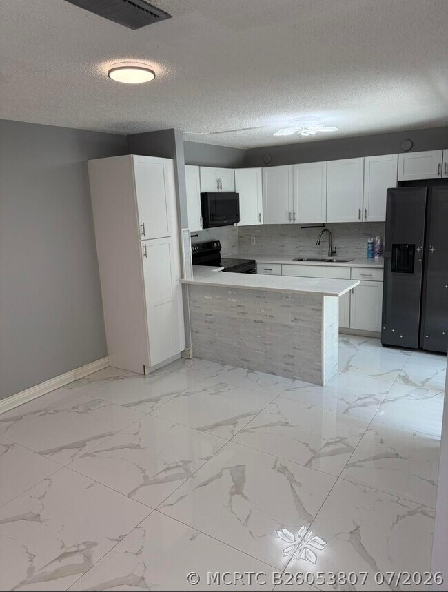 232 Woodland Rd