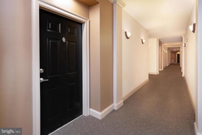 Photo - 3009 Nicosh Cir Unit 4302