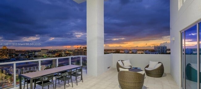 Photo - 591 Evernia St Unit A1