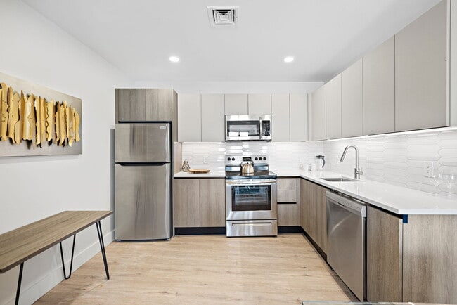 The Summit - The Summit Apartments