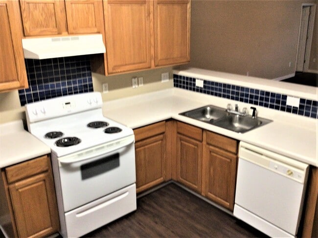 Photo - 110 Berwyn Ct