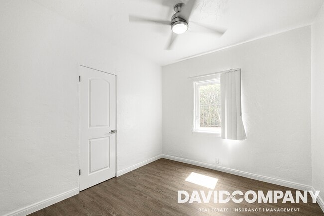 Photo - 2216 S Marvin Ave Unit 2216