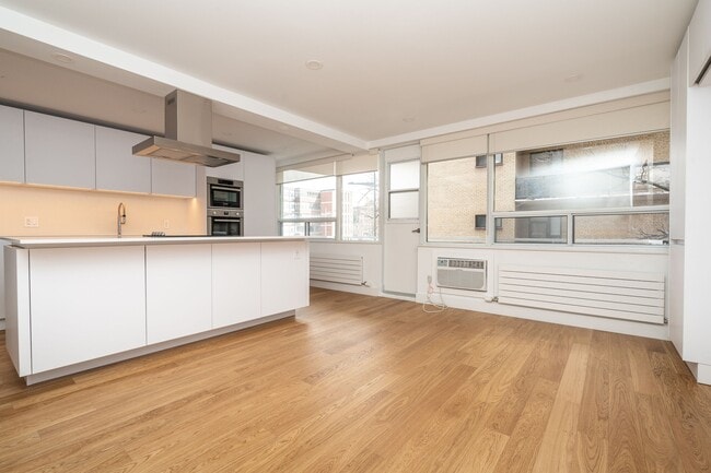 Photo - 265 Russell Hill Road Unit 205