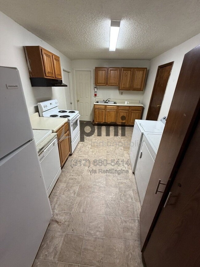 315 E 11th St