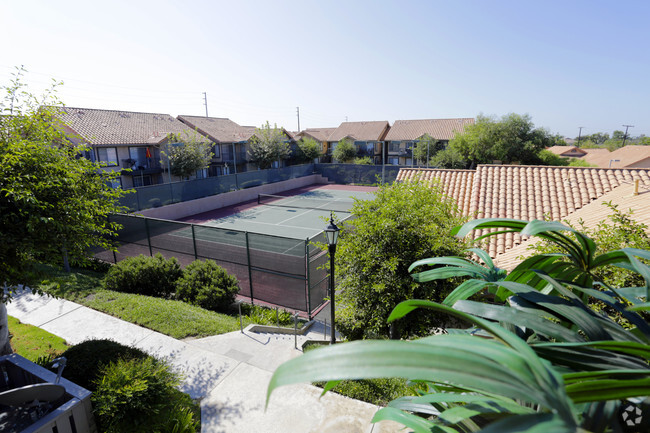 Building Photo - Le Med Apartment Homes