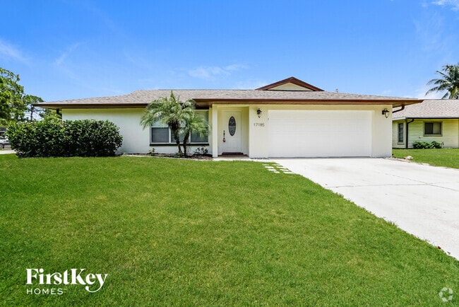 Building Photo - 17185 Phlox Dr Rental