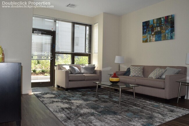 Photo - 180 Eastern Ave Unidad 205