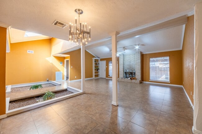 Photo - 6030 Gallant Forest Dr