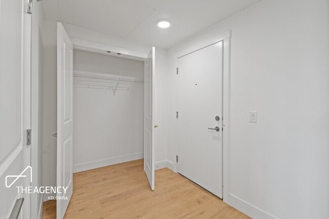 Photo - 1036 Coronation Ave Unit 103