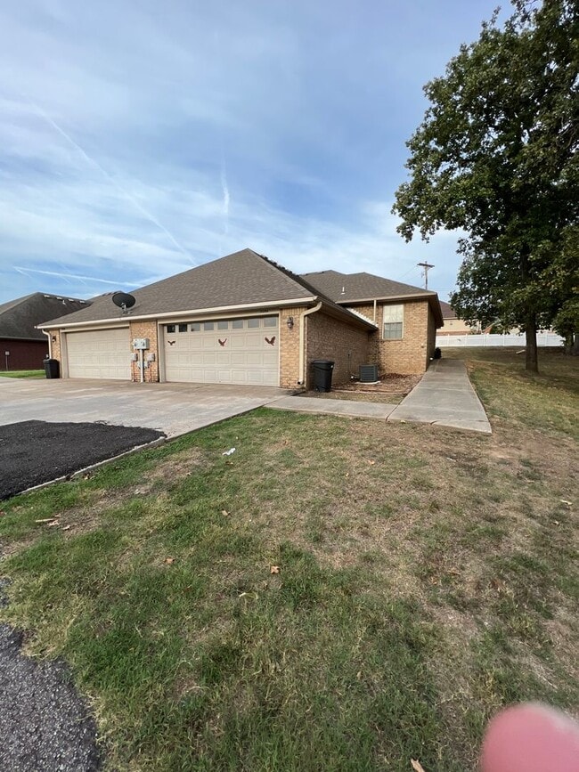 1528 N 24th St Unidad A