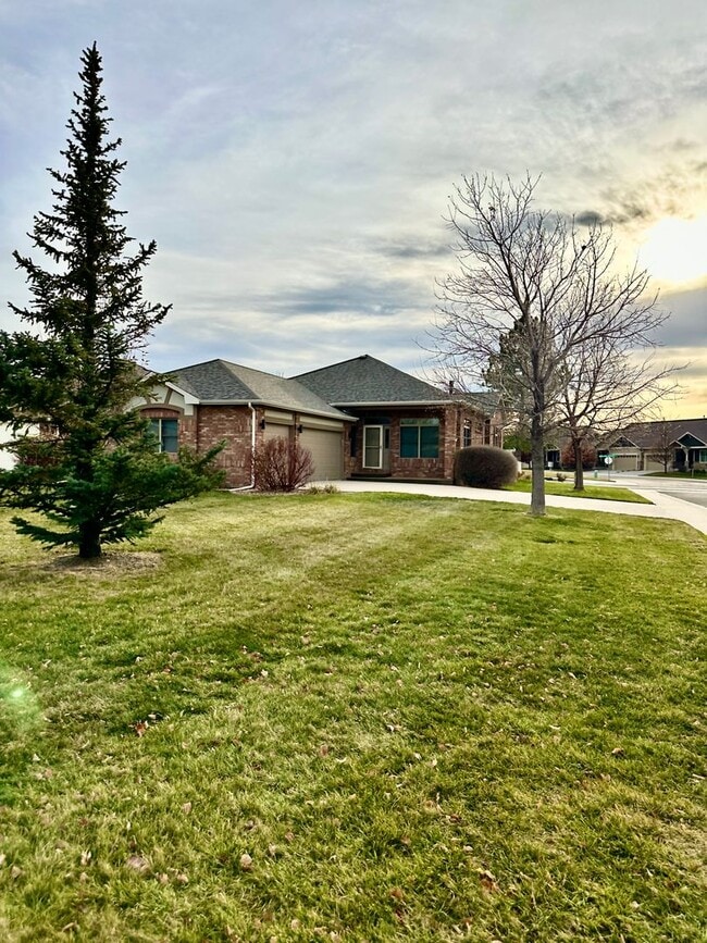 Building Photo - Must See House in Windsor