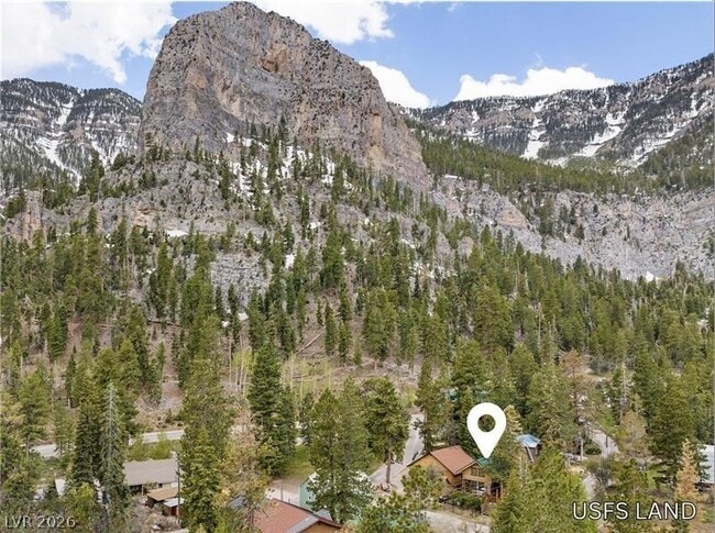 Photo - 265 Rim Rd