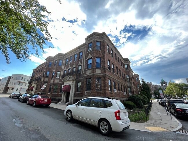 Photo - 39 Glenville Ave Condo Unit 71A
