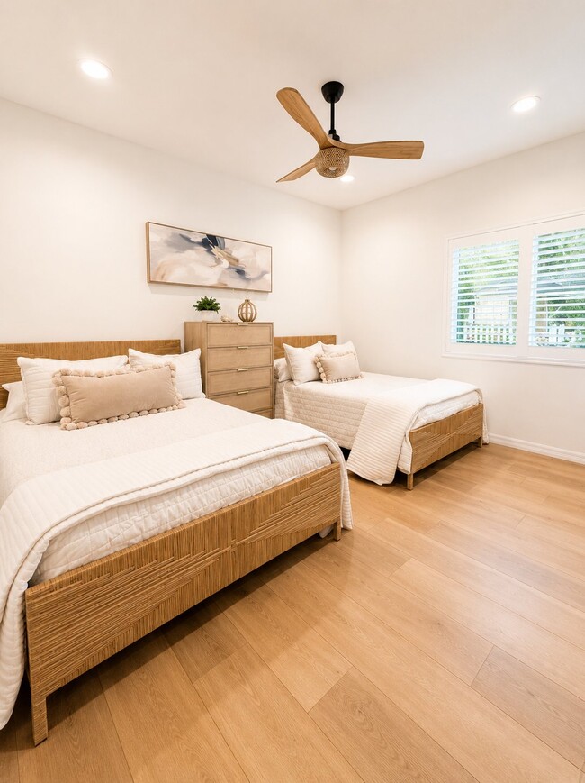 Photo - 624 N Clementine St Unidad B