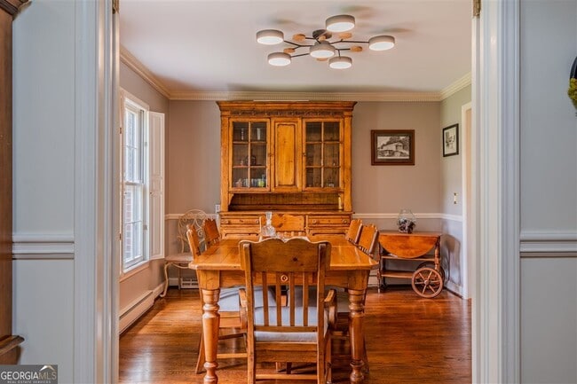 Photo - 227 W Lakeshore Dr