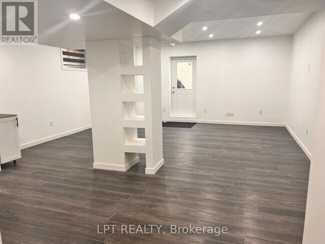 Photo - 3401 Regiment Rd