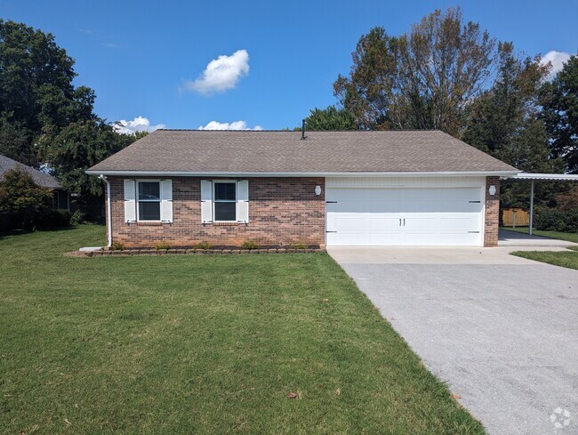 Building Photo - 1309 Carowinds Cir Rental