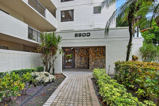 Photo - 2900 NW 42nd Ave Unit 402