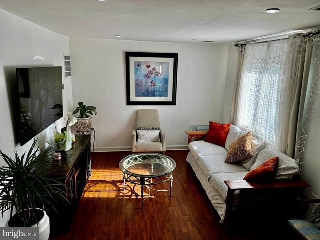 Photo - 8402 Jinetes Ct