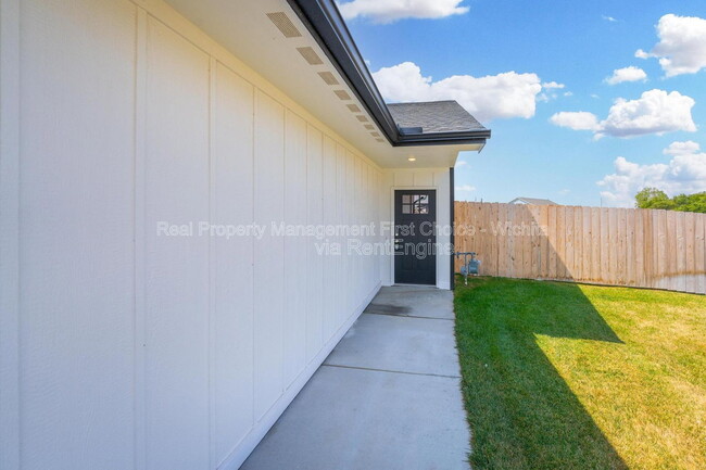 Photo - 3421 W 45th St S