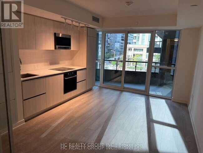 Photo - 110 Broadway Ave Unité 305