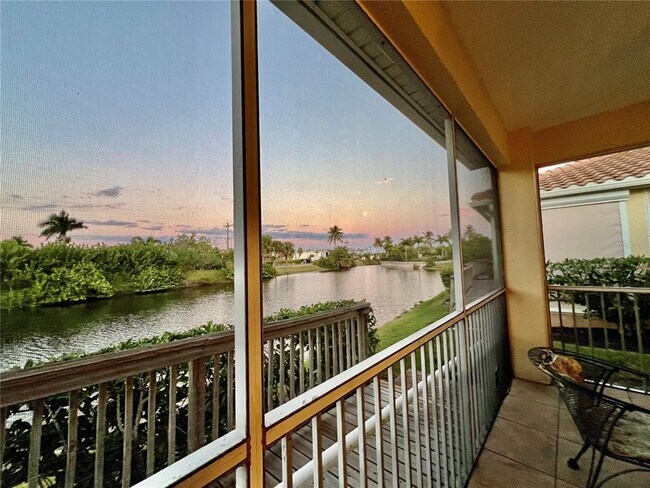 3321 Sunset Key Cir Unit 102