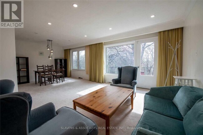 Photo - 28 Esther Lorrie Dr