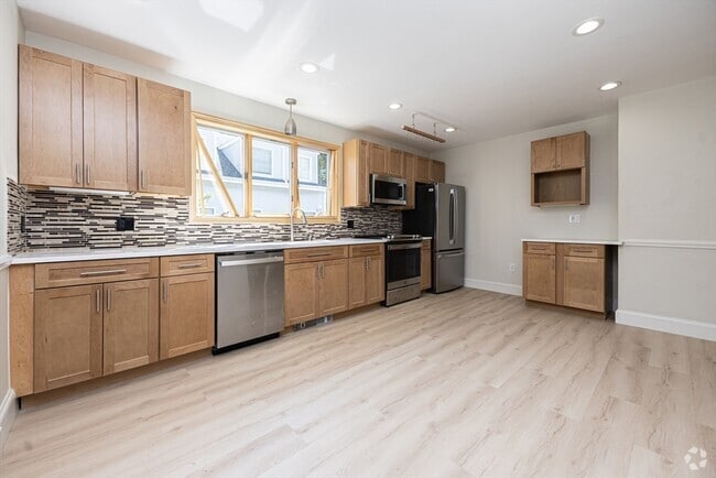 Building Photo - 48 Shannon St Unit 2 Rental