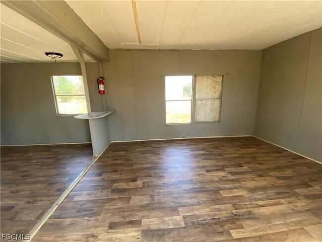 Photo - 8086 Heck Dr