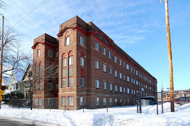 Park 85 Apartments - Park 85 Apartments