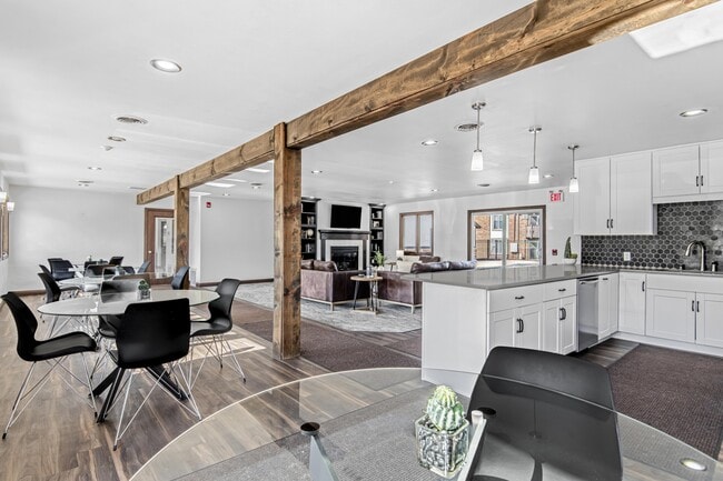 Creekwood Apartments Clubhouse